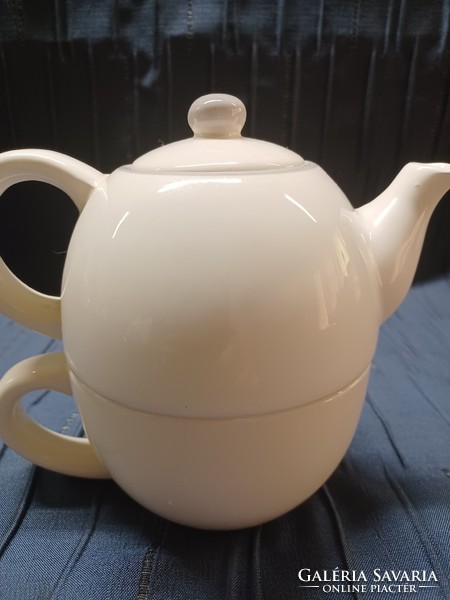 Cat ceramic teapot