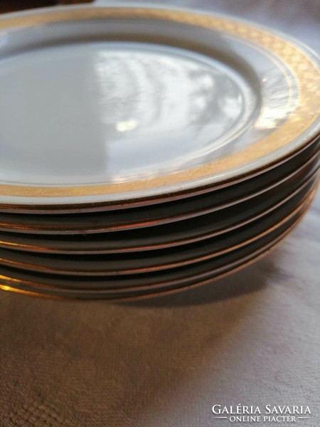 Lowland porcelain small plates