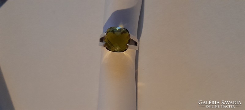 Green stone silver ring