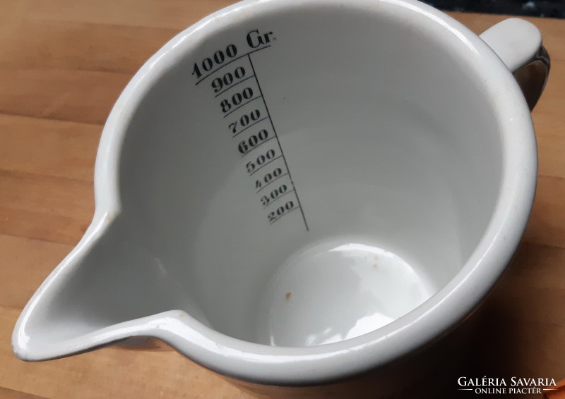 Porcelain measuring cup 1000 gr