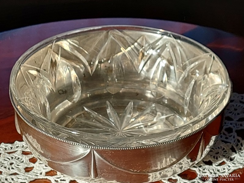 Silver bowl with polished glass insert