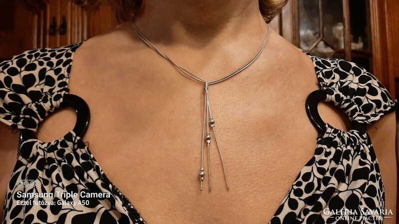 Modern ball silver chain (in good condition) 10 grams ---- finger-like - elegant--