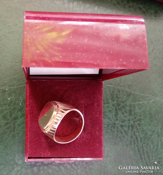 14-karat gold men's signet ring, gift, investment