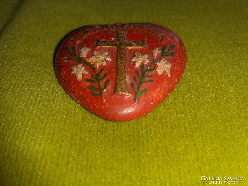 Ceramic heart-shaped religious pendant