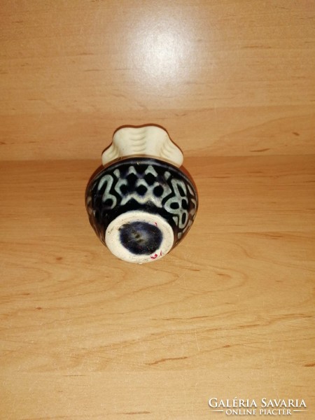 Small glazed ceramic vase 7.5 cm high (28/d)