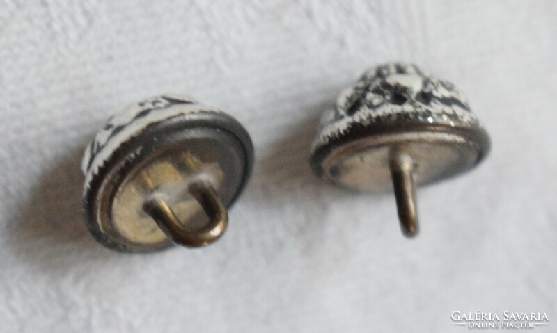 2 old metal clothes buttons. 1.3 cm