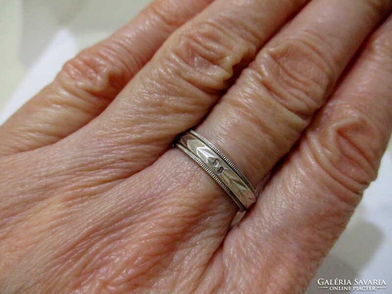Beautiful old silver wedding ring
