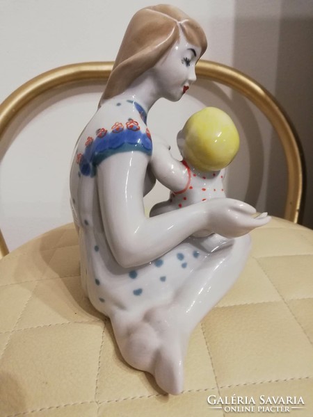 Ukrainian Polish porcelain mother with her child