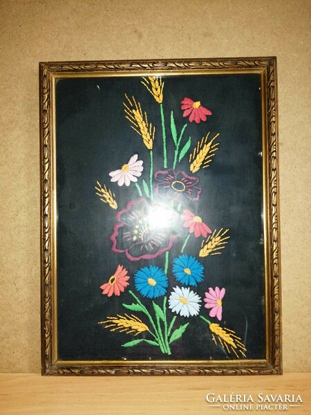 Retro embroidered flower bouquet picture glazed picture frame 31*41 cm