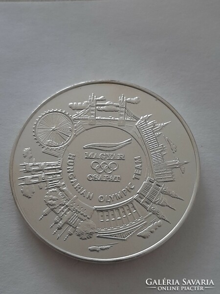 Ritka ! Nyári Olimpiai Játékok LONDON 2012 ezüstözött emlékérme ,kapszulában és díszdobozban