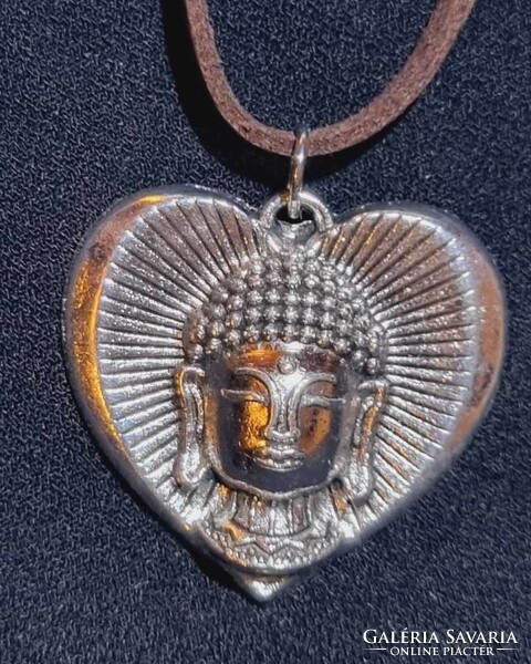 Buddha necklace new! (2085)