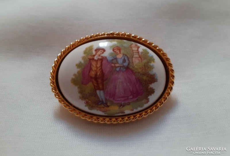 Vintage, genre scene Fragonard porcelain brooch