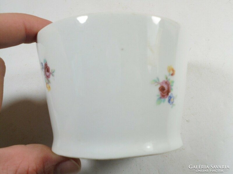 Retro porcelain sugar bowl sugar bowl with flower pattern