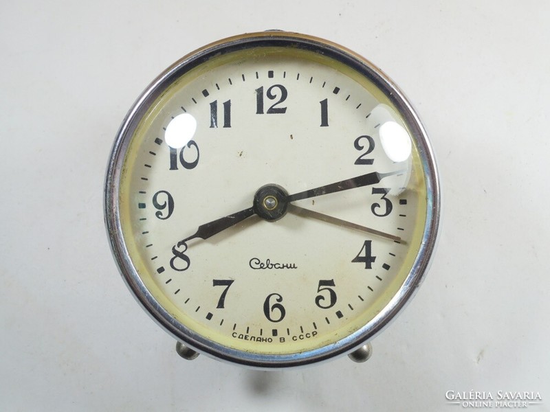Retro old alarm clock alarm clock alarm clock cccp soviet-russian - approx. It has been operating since the 1970s