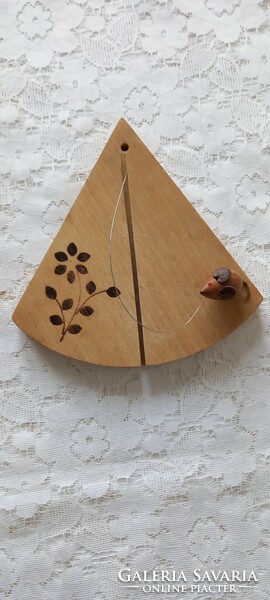 Cheese slicing mouse made of wood
