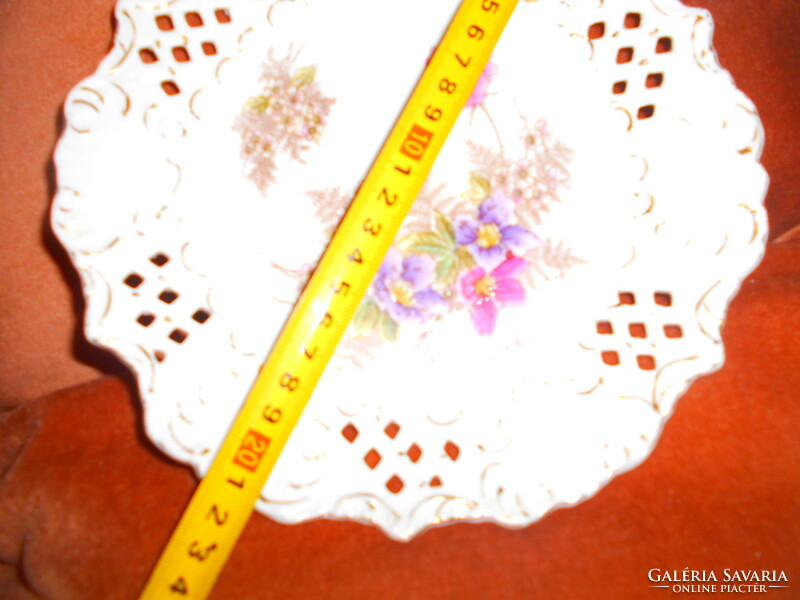 Antik virágos tányér áttört szegéllyel kézi festéssel 21 cm