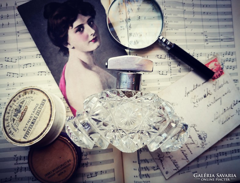 Vintage ólomkristály parfümös üveg