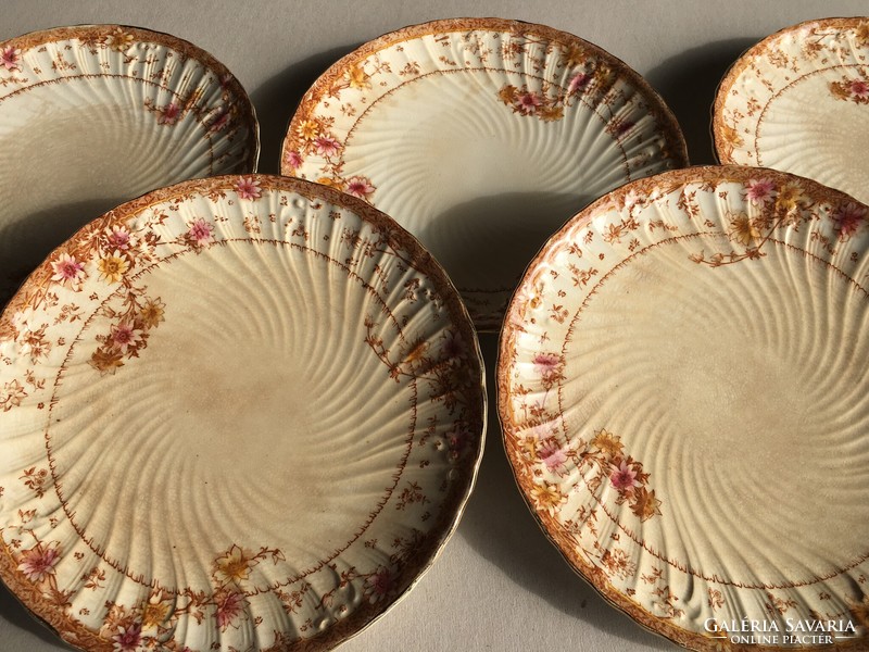5 doulton burslem arnold faience small plates in one