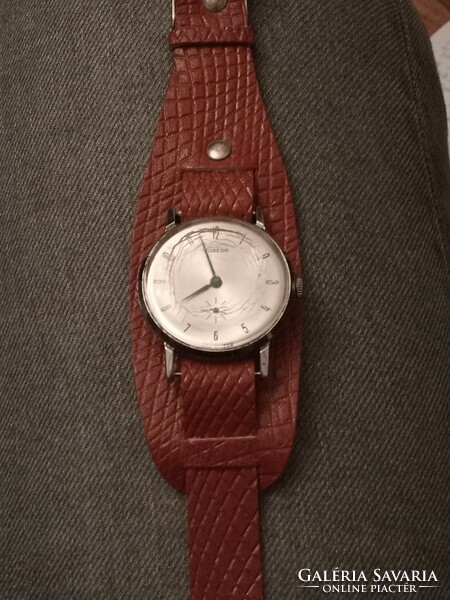 Vintage Soviet men's Pobeda wristwatch from the 1950s