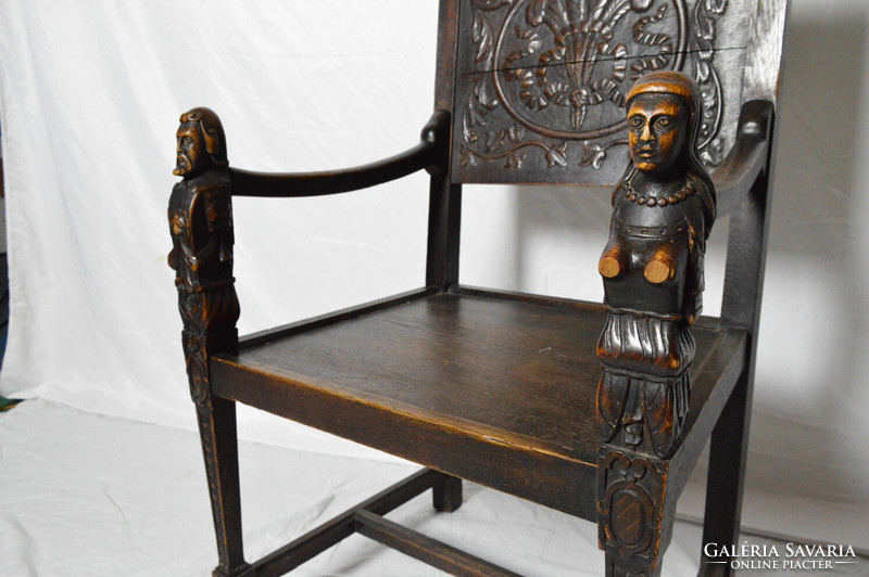 Antik Reneszánsz karfás szék