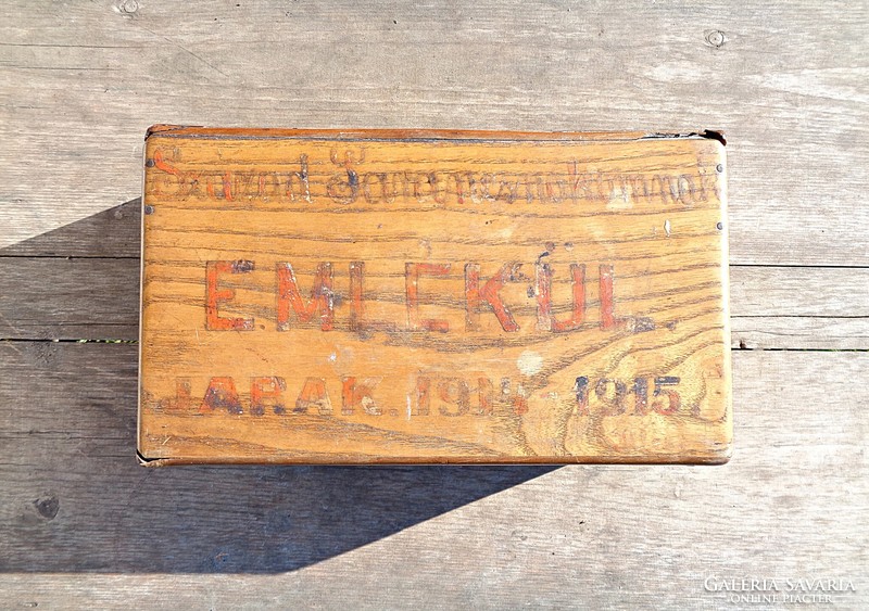1914-15 World War commemorative box