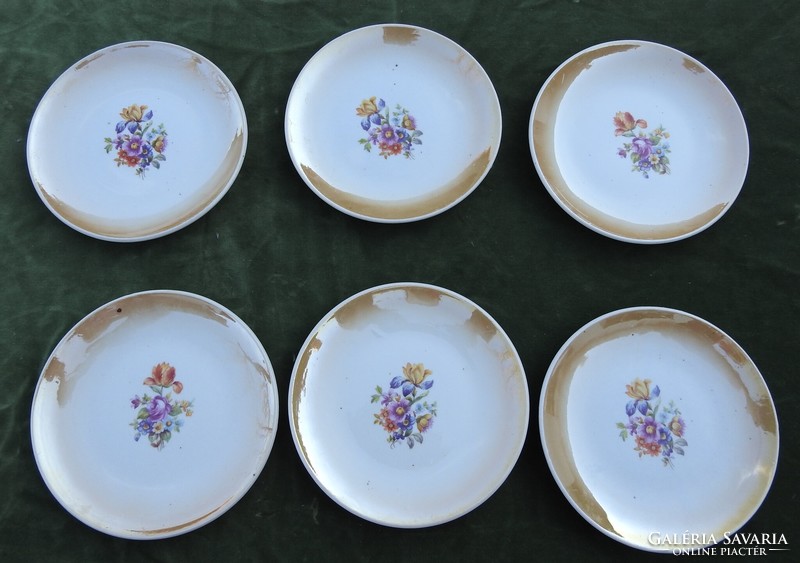 Old quarry cake plate set