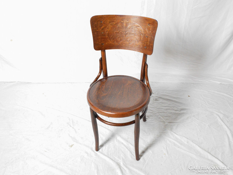 Antique thonet chair with printed pattern (restored)