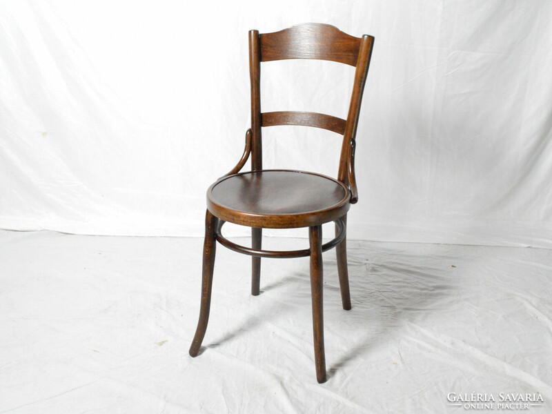 Antique thonet chair with printed pattern (restored)