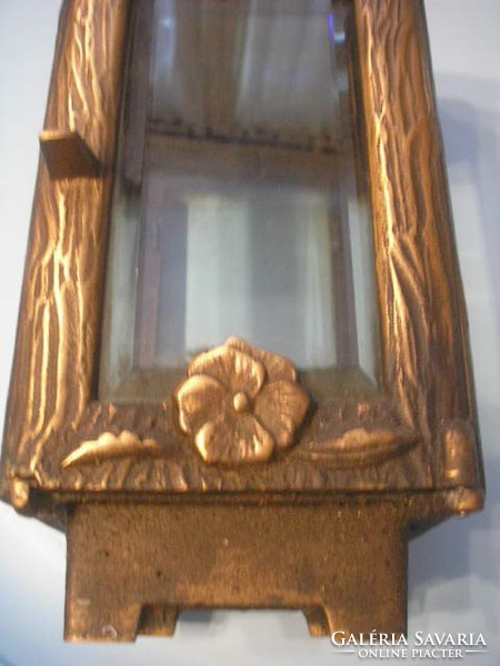 U9 Antik szecessziós bronz urna váza mécses ,gyertya tartója csiszolt üveggel ajtóval 4 lábon 4 kg-o