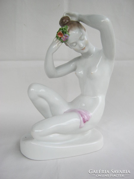 Rare aquincum porcelain female nude larger size 26 cm