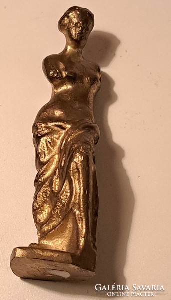 Ancient antique female statue. ( Tönőr copper ) size: 10 cm.