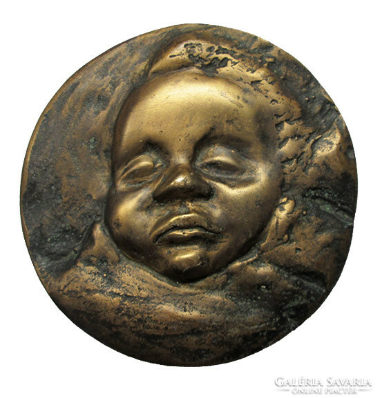 Murányi ildíko: portrait of a child (infant)