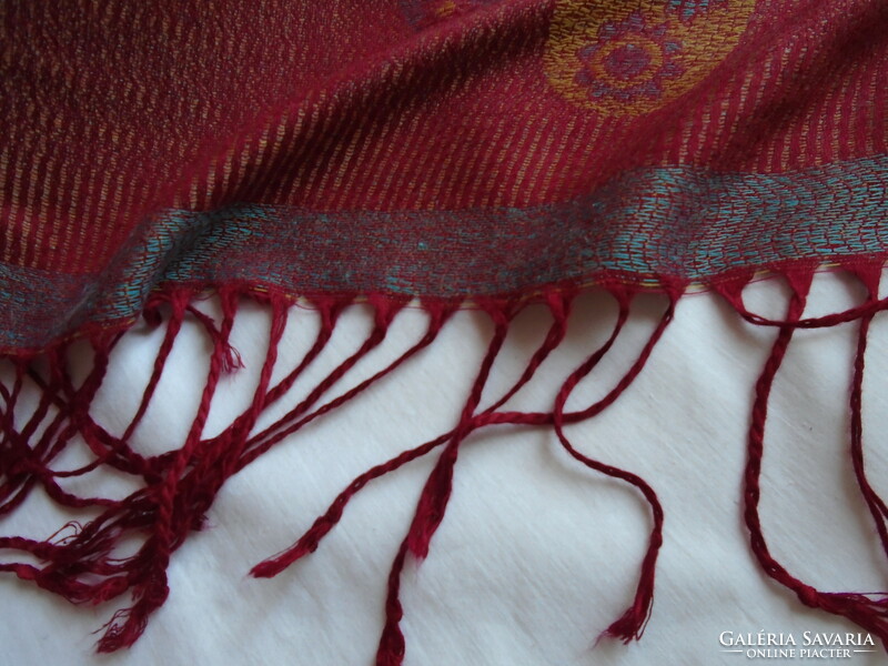 New, 70% pashmina 30% silk luxury scarf, shoulder scarf.