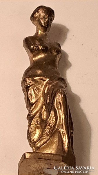 Ancient antique female statue. ( Tönőr copper ) size: 10 cm.