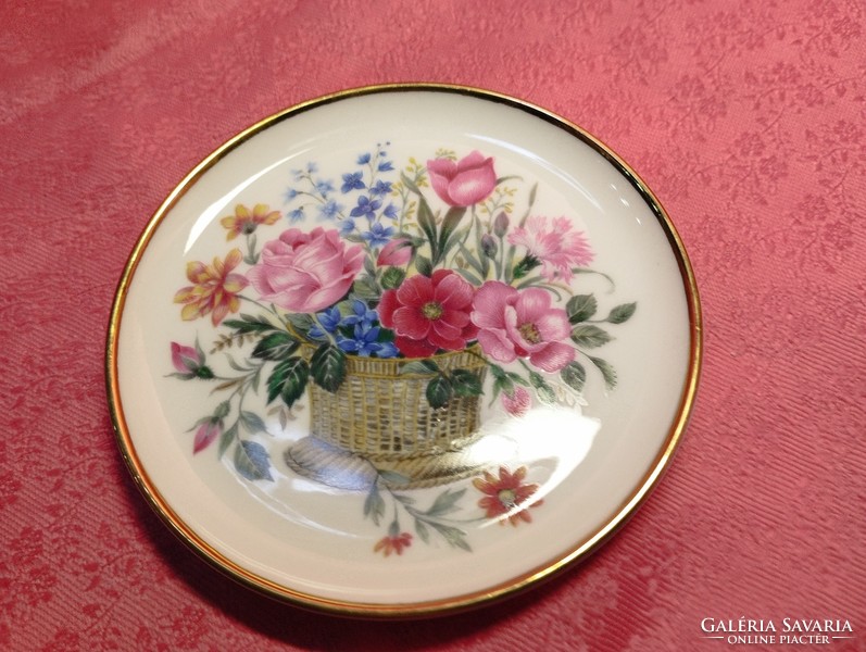 Kaiser collector's porcelain small bowl, plate