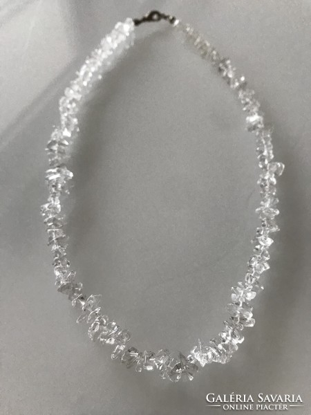 Rock crystal necklace, 44 cm long