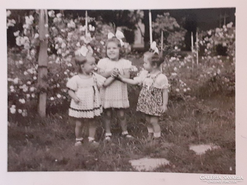 Régi gyerekfotó 1940 körül vintage fénykép kislány kisfiú 11 db