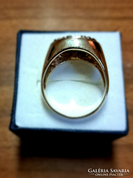 14 Kt gold men's brill ring