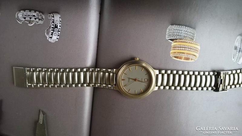 (K) (fq8) elegant tcm watch