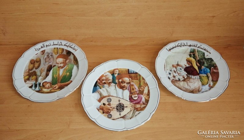 Beautiful Tunisian hand-painted porcelain plates with traditional crafts, 3 plates in one