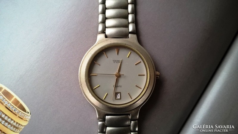 (K) (fq8) elegant tcm watch