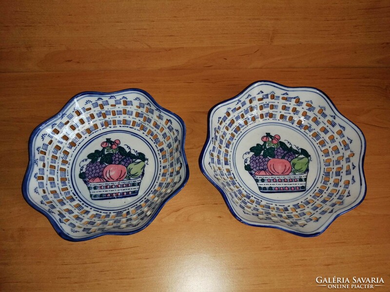 Áttört gyümölcs mintás porcelán kínáló tál asztalközép párban 20,5 cm (2p)