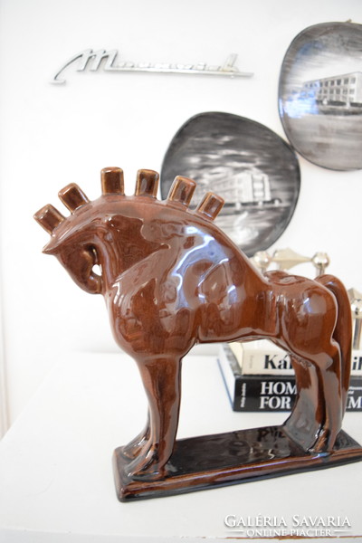 Art deco porcelain horse, statue