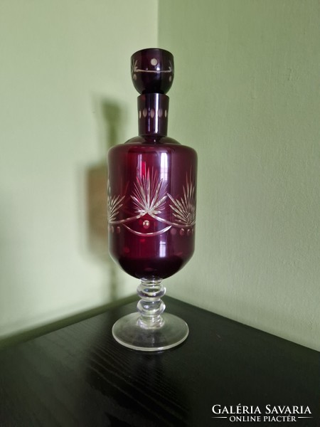 Red crystal wine / liqueur glass