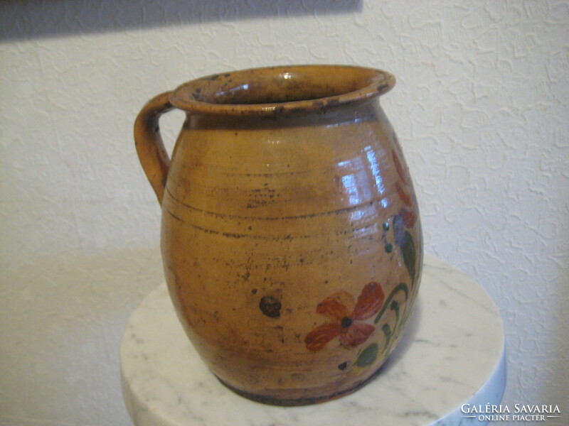 Folk pottery from Baranya, with a flower pattern, about a hundred years old, approx. 22 cm