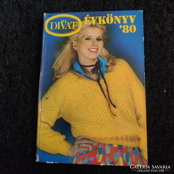 This fashion yearbook '80