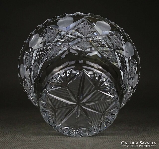 1L821 Csiszolt kristály asztalközép kínáló tál 8 x 15 cm