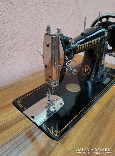Gritzner sewing machine