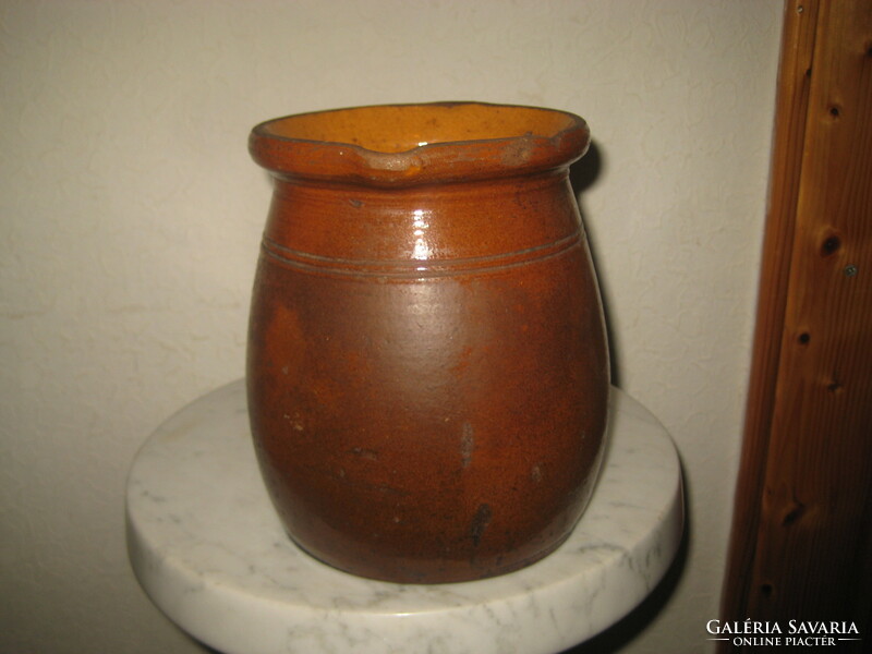 Folk pottery from Baranya, about a hundred years old, 20 cm