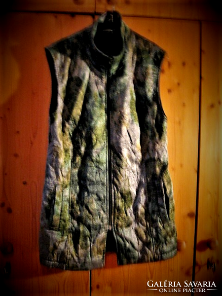 Green-gray cloudy, playful, glitter quilted women's vest 44